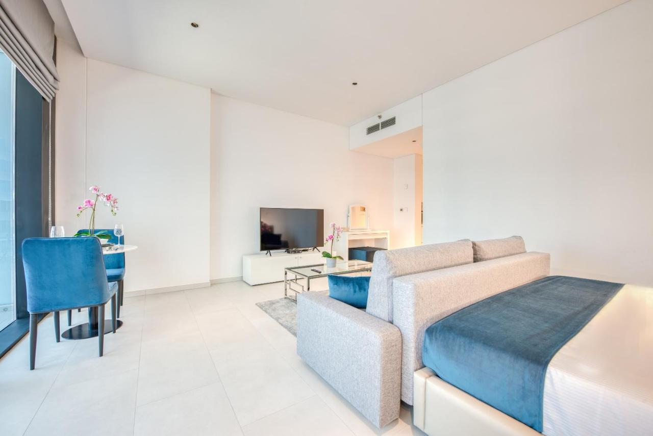 Maison Privee - Luxury, Spacious, Modern Near Burj Khalifa And Dubai Canal Exterior foto
