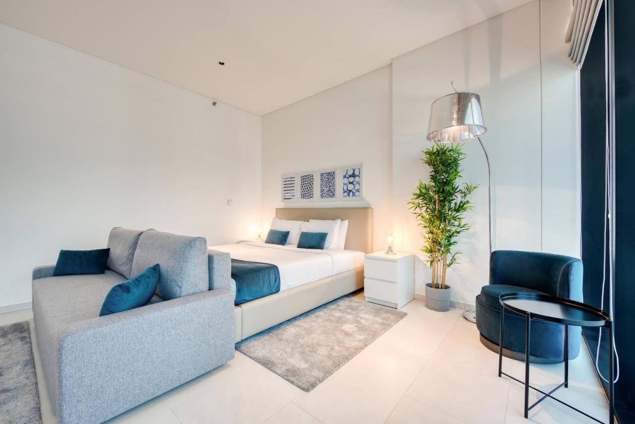 Maison Privee - Luxury, Spacious, Modern Near Burj Khalifa And Dubai Canal Exterior foto
