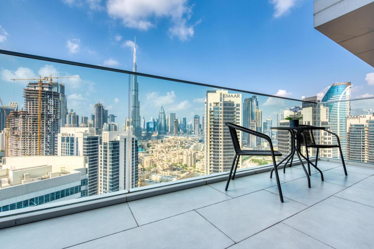 Maison Privee - Luxury, Spacious, Modern Near Burj Khalifa And Dubai Canal Exterior foto