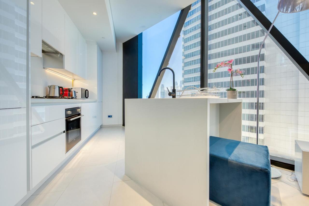 Maison Privee - Luxury, Spacious, Modern Near Burj Khalifa And Dubai Canal Exterior foto