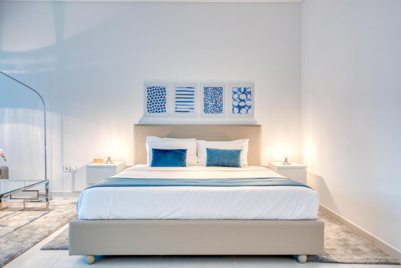 Maison Privee - Luxury, Spacious, Modern Near Burj Khalifa And Dubai Canal Exterior foto