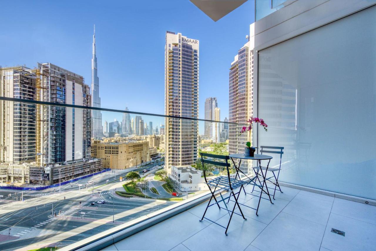 Maison Privee - Luxury, Spacious, Modern Near Burj Khalifa And Dubai Canal Exterior foto
